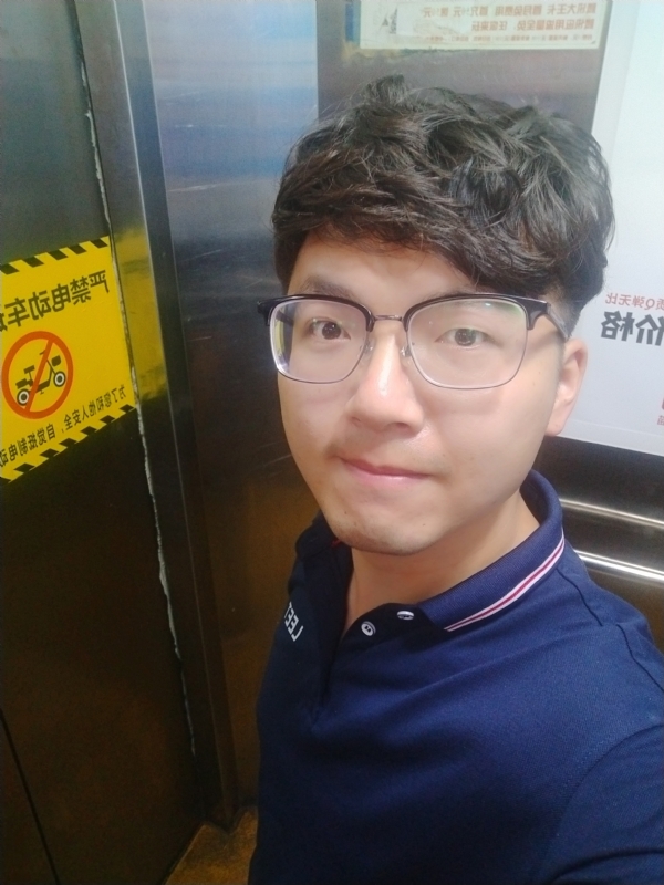 H先生的第二张照片--马尾婚介网