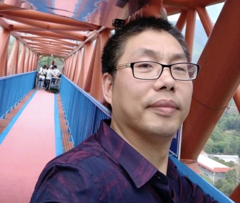 山羊的第一张照片--马尾婚介网
