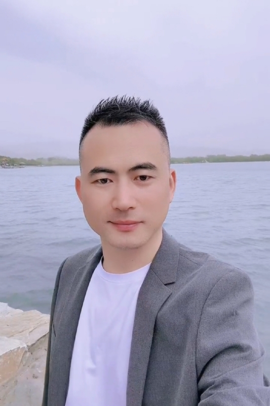 一往情深的第一张照片--马尾婚介网