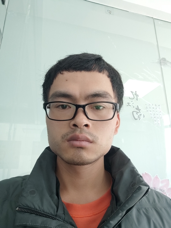 林嘉任的第二张照片--马尾婚介网
