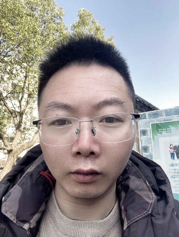 征婚的第一张照片--马尾婚介网