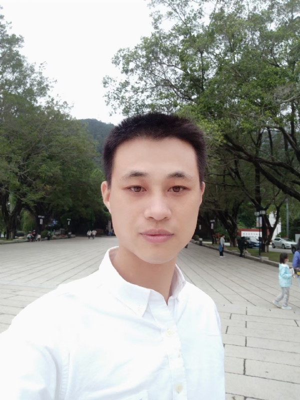 xu的第一张照片--马尾婚介网