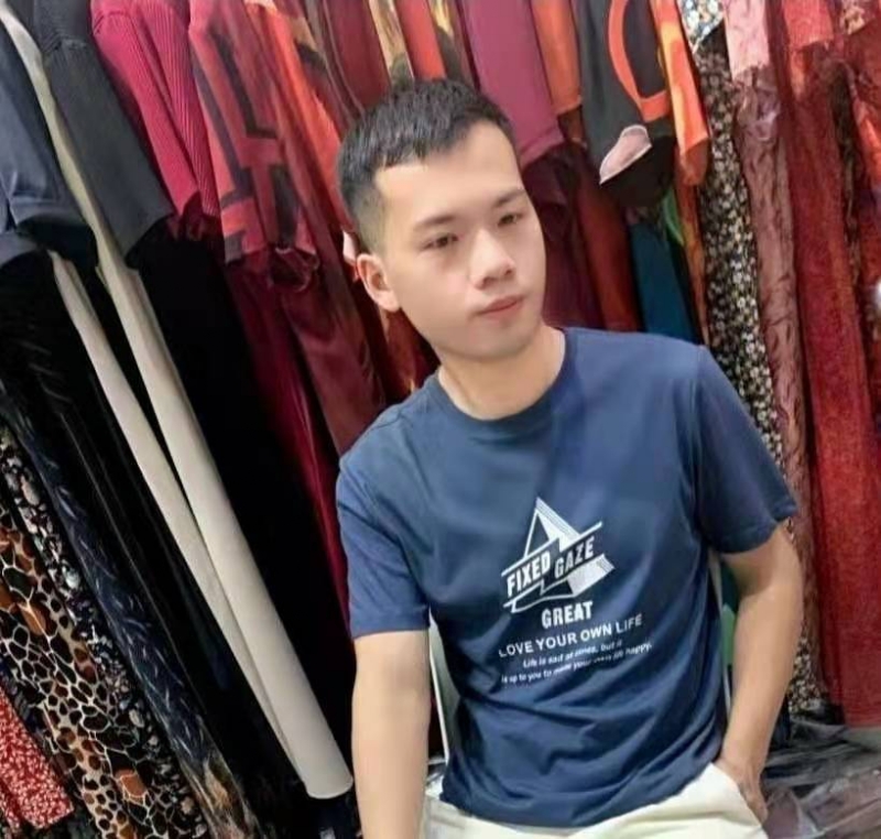 萃臻的第一张照片--马尾婚介网