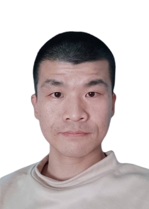 钟春明的第一张照片--马尾婚介网