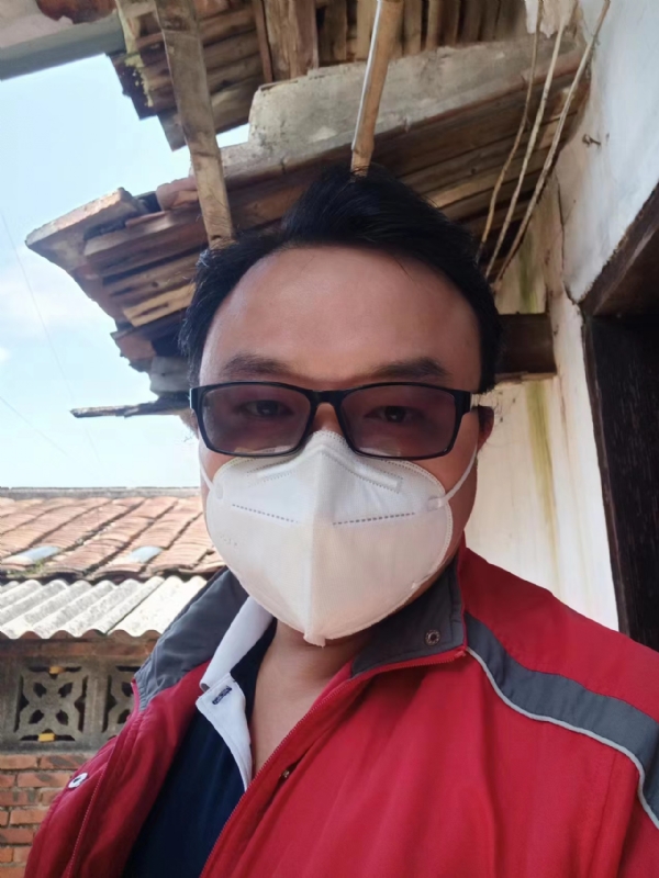 如影随形的第一张照片--马尾婚介网