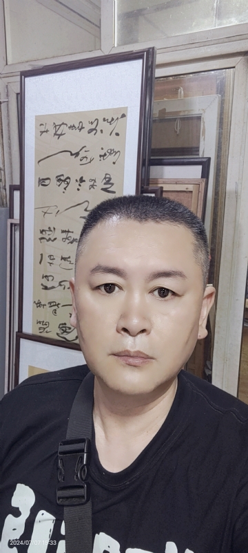 永恒的瞬间的第一张照片--马尾婚介网
