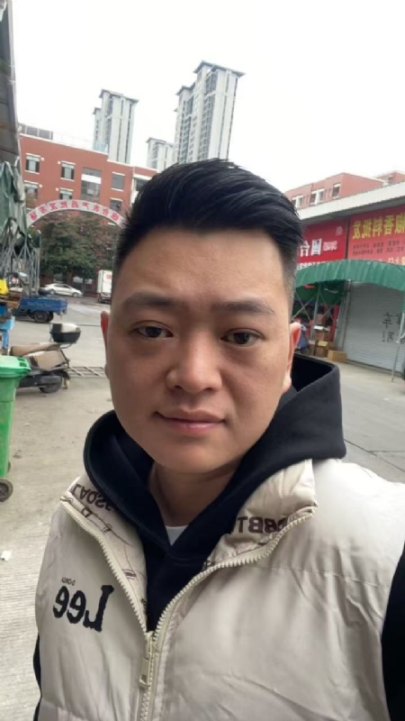 鑫鑫的第一张照片--马尾婚介网