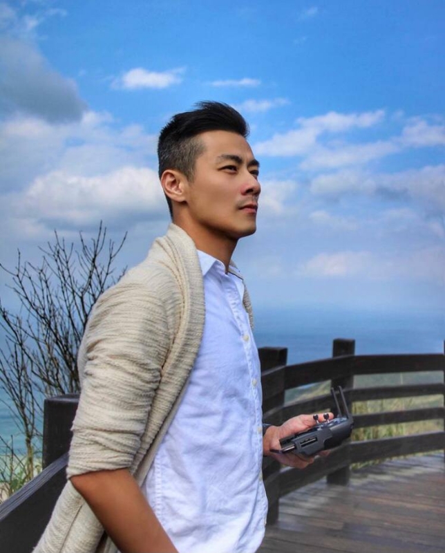 蓝天的第一张照片--马尾婚介网